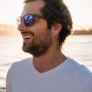 Handsome, tall and tanned guy wants to meet shy woman in Quad Cities, IA/IL